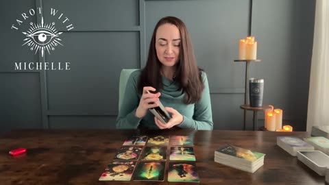 Daily Tarot - Mon, Jan 12, 2026 | Deciding Your Next Move!