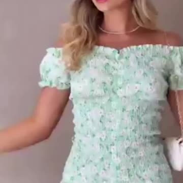 "🔥Beautiful girl Street Fashion"🔥