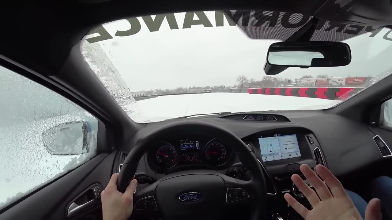 How to Hoon the Focus RS wDrift Stick - POV Snow Drifting Review at M1 Concourse (Binaural Audio)