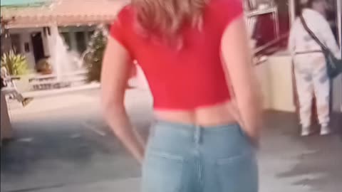 Denim wiggle
