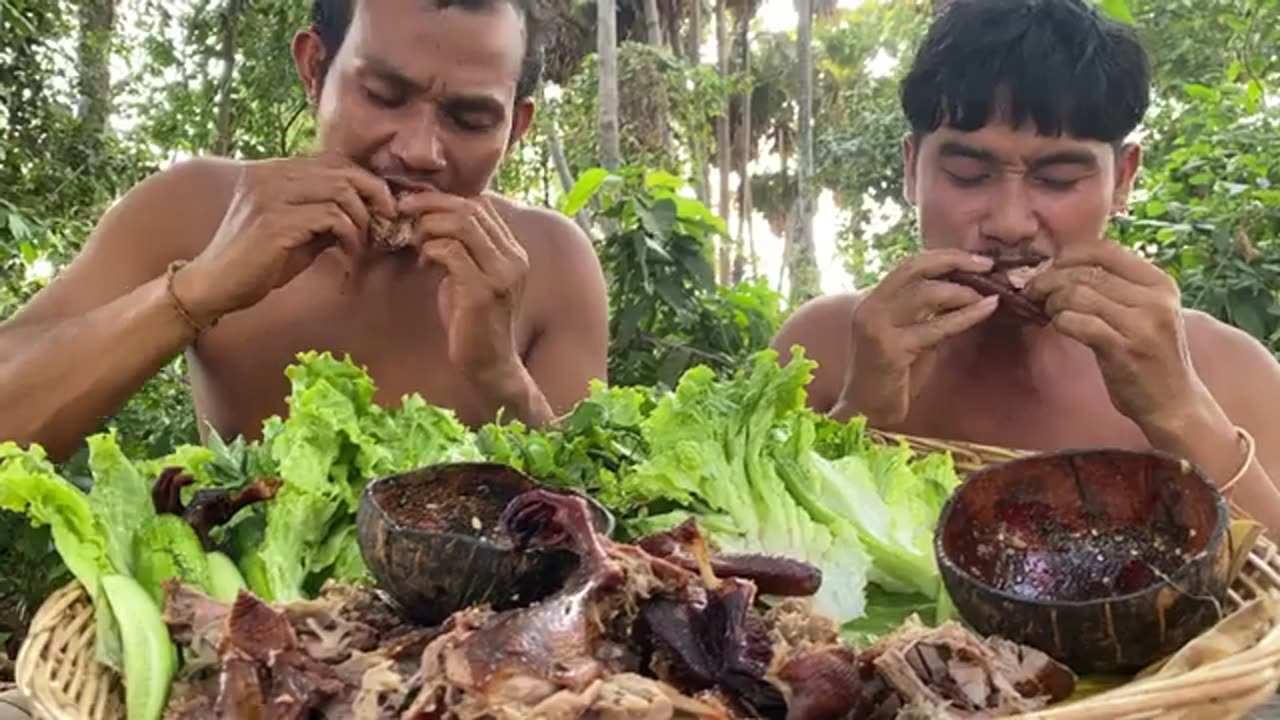 Flavor Roasted Duck and Chili Sauce so Delicious - My Skill Cooking