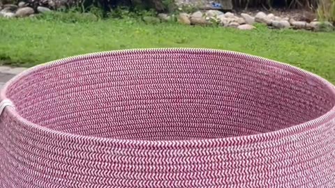 26" Rope Roll-up Christmas Tree skirt/Collar Red/White