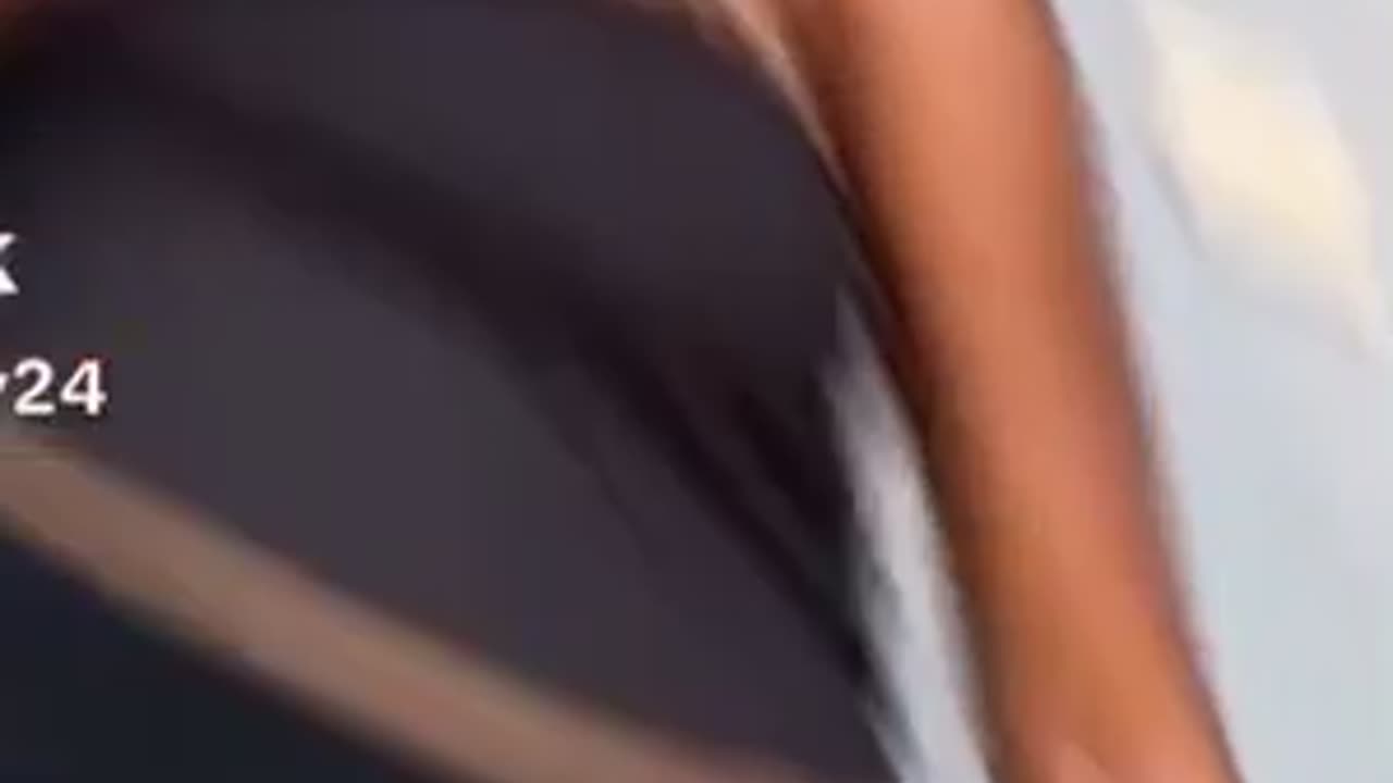 Pretty girl on Earth dances new