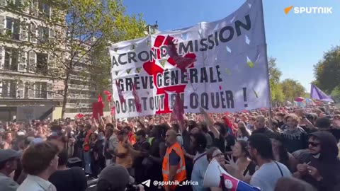 'Lecornu, We're Not Cash Cows' — Protest Against Brutal Budget Measures in Paris