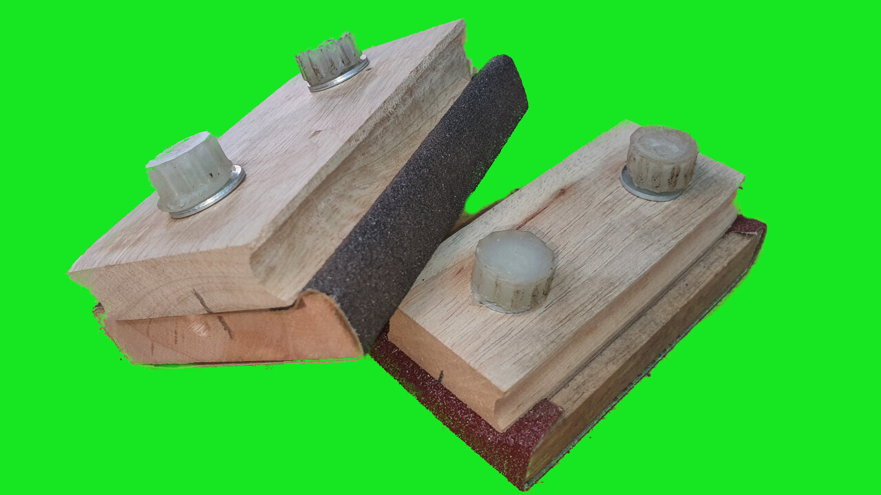 Build your own DIY sandpaper block!