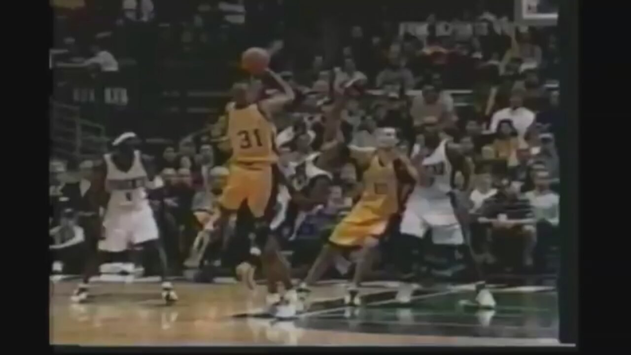 Reggie Miller 27 Points 3 Ast @ Bucks, 2001-02.