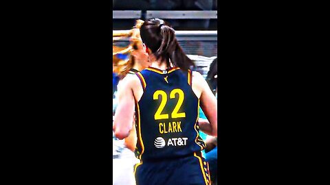 CAITLIN CLARK is BAKC!