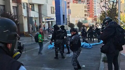 Police clash with Morale supporters pressing re-election bid in Bolivia