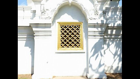 Ventana mágica dorada