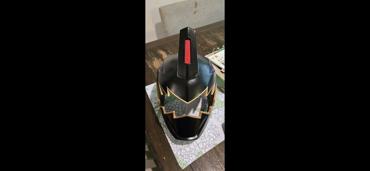 Dino thunder black: the tape is off!
