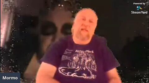 mormo throwback Gary v $1.80 LinkedIn strategy