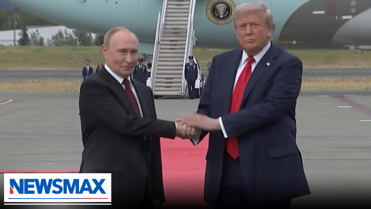 Body language expert reveals how Trump let Putin know he was in charge | Newsline