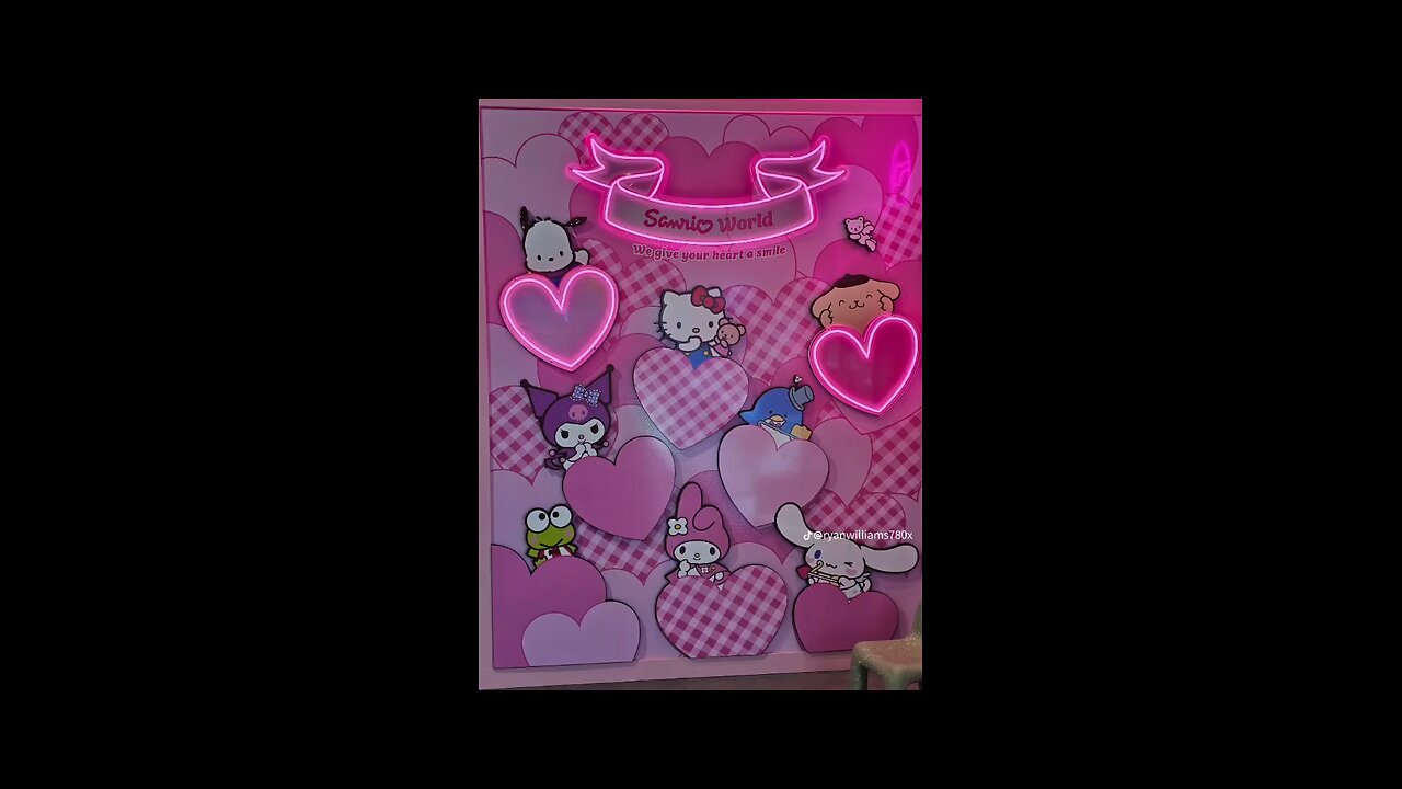 Hello Kitty! 😺