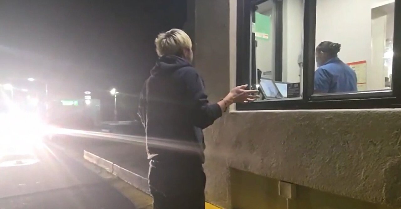 IP2 Stories - Krispy Does IRL For SpicTank Ding Dong Ditch! Krispy Pressed! Coke Bums Food