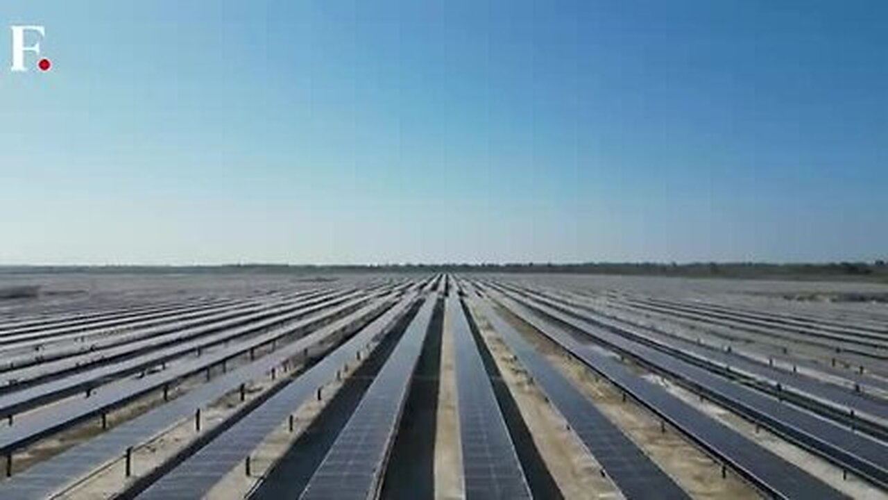 US_to_Set_Tariffs_of_Up_to_3,521__on_Southeast_East_Asia_Solar_Panels___Planet_Pulse___N18G