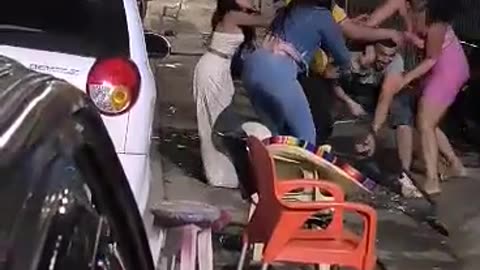 Video: riña con armas blancas quedó grabada en video Bucaramanga
