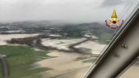 Maltempo, bomba d'acqua a Firenze: esonda il torrente Rimaggio