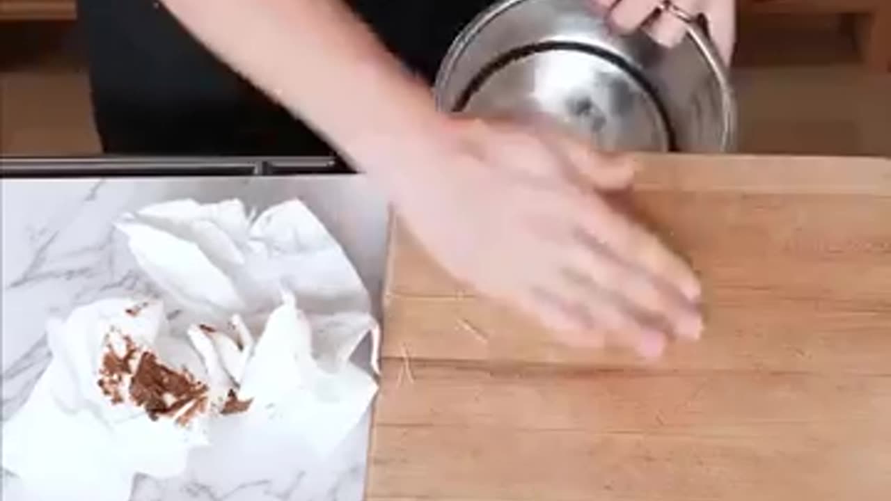 Viral: Food HACKS I Learned In Restaurants