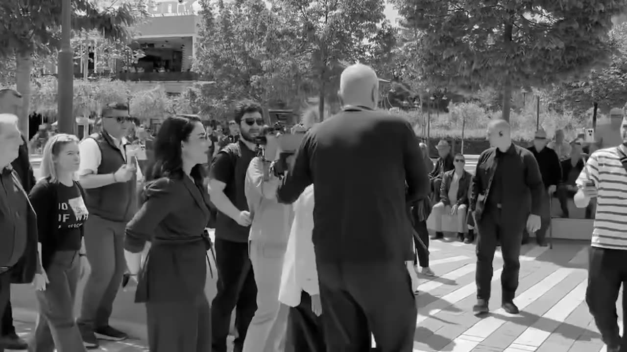 Rama largon Belinda Ballukun?