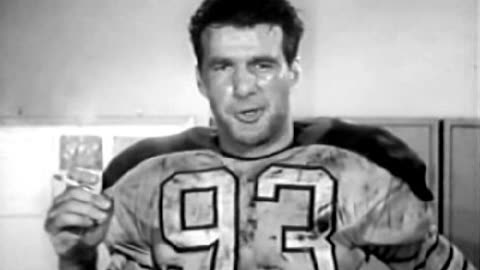 Commercial - Spud Cigarettes w generic football star