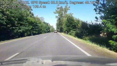 Száguldozó. De ha én tenném, akkor azonnal bírósági eljárás indulna!