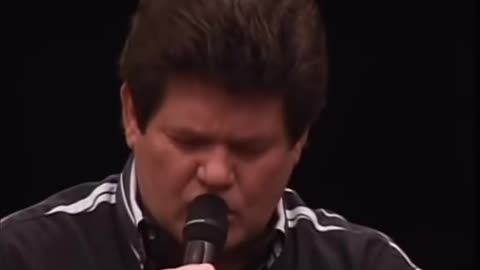 🤩 Michael Twitty son of the late Conway Twitty singing 'Hello Darling