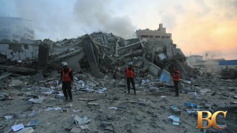 Israel kills 95 Palestinians, bombing across Gaza amid new ceasefire push