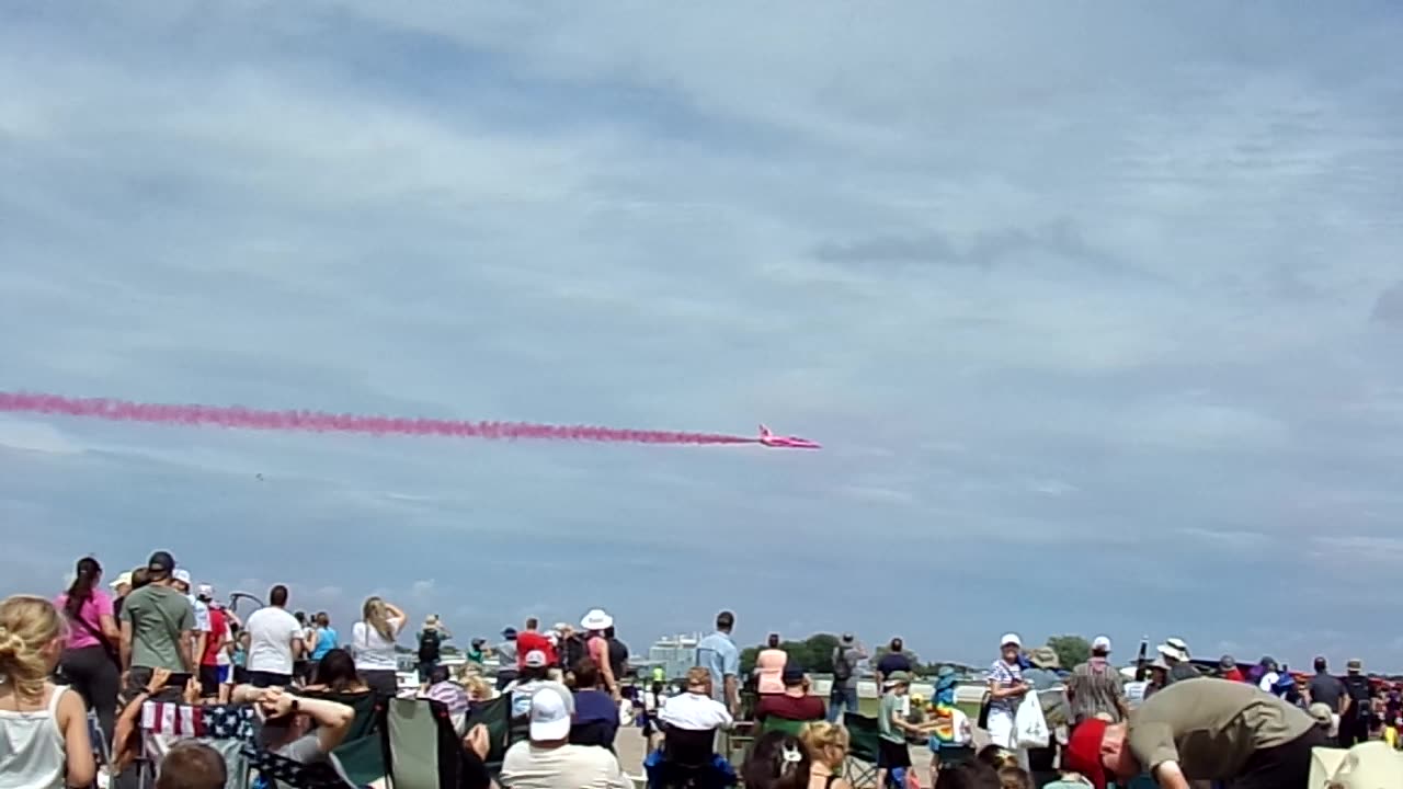 Pink plane at EAA 2025