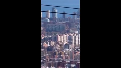 Étrange objet vert se déplaçant au-dessus de la région d'Innaloo, en Australie
