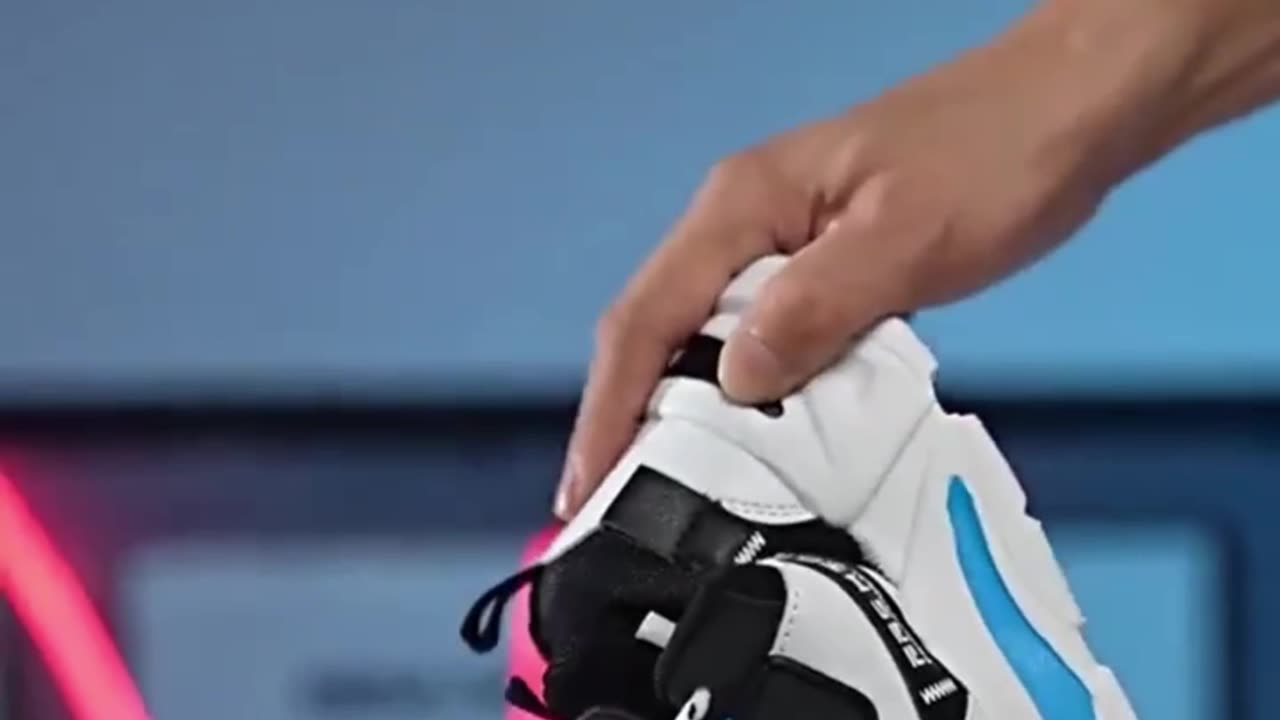 Lace Up Casual Fashion Sneaker