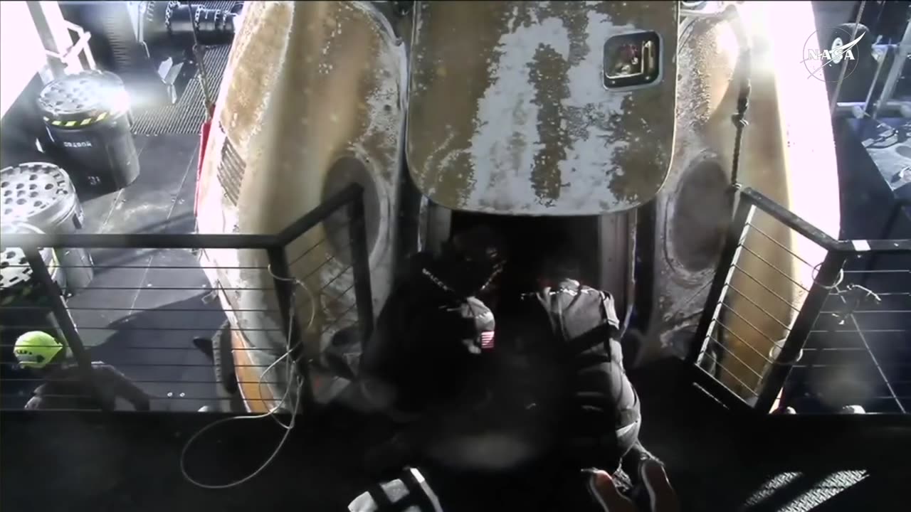 NASA’s SpaceX Crew-9 Re-Entry and Splashdown