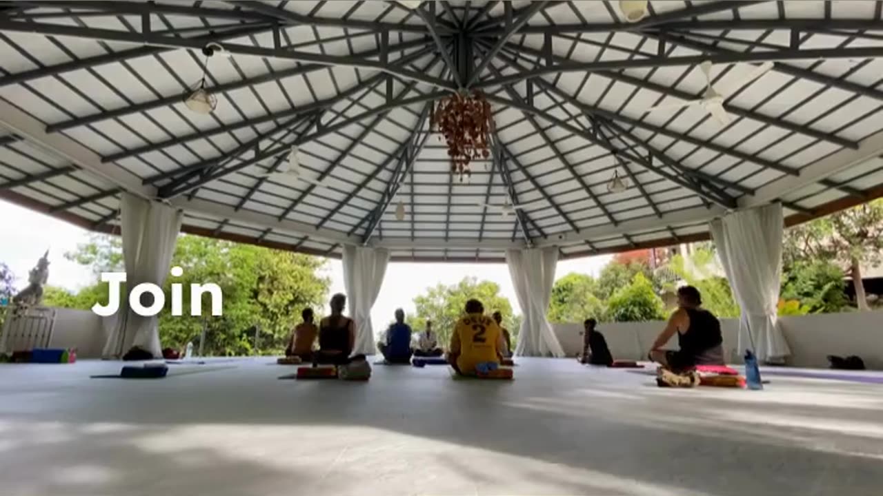 Morning Yoga Routine for a Stronger, Flexible Body