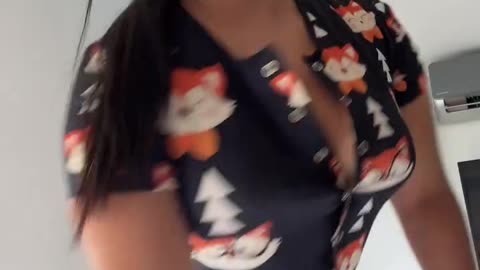 🍑 Thicc Latina Shaking Her Booty 💯👌