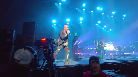 Three Days Grace - Chalk Outline (PhillyMMRBQ-Live2025)