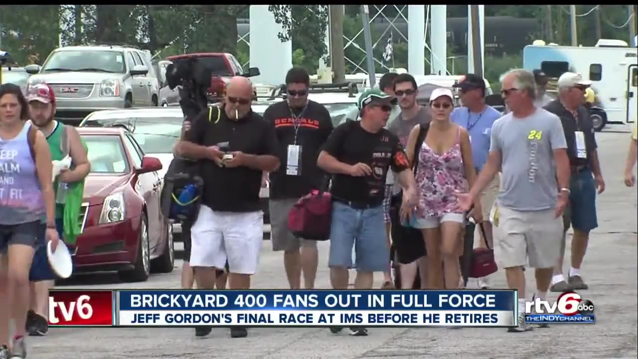 July 26, 2015 - Coverage of Fans at Brickyard 400 ; Jeff Gordon's Final Race
