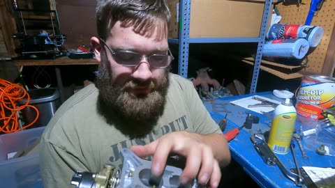 Rebuilding a Carburetor for my 86 F-150