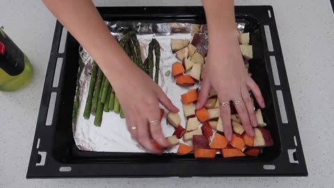 The BEST Healthy Chicken Marinade Ever. + one weeks meal prep 