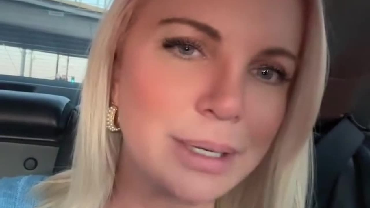 Vandalismo contra Tesla.