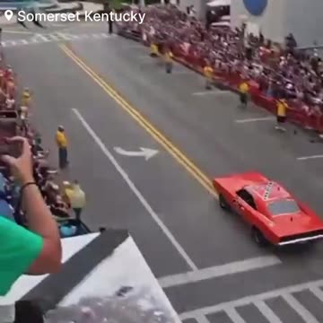 A Replica of the General Lee Jumped Over a Fountain in Somerset, Kentucky