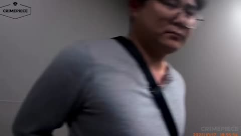 Gift Card Scammer Busted!