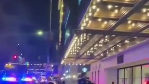 Mass Looting of stores in Central Los Angeles. Peaceful Protests