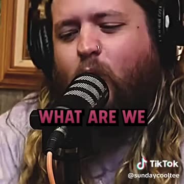 lady in congress is apparently suing Starbucks