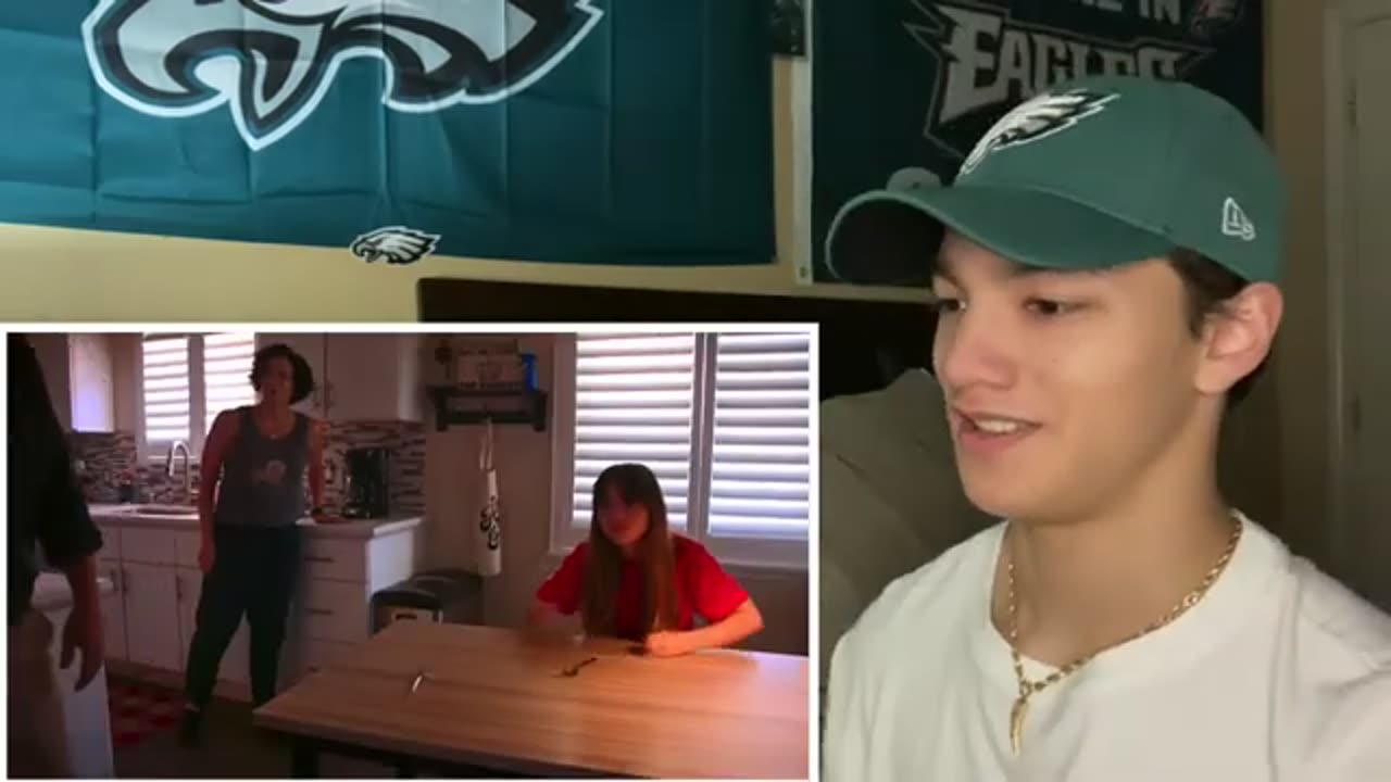 SIBLINGS Get TRAPPED In ESCAPE ROOM, What Happens Is Shocking