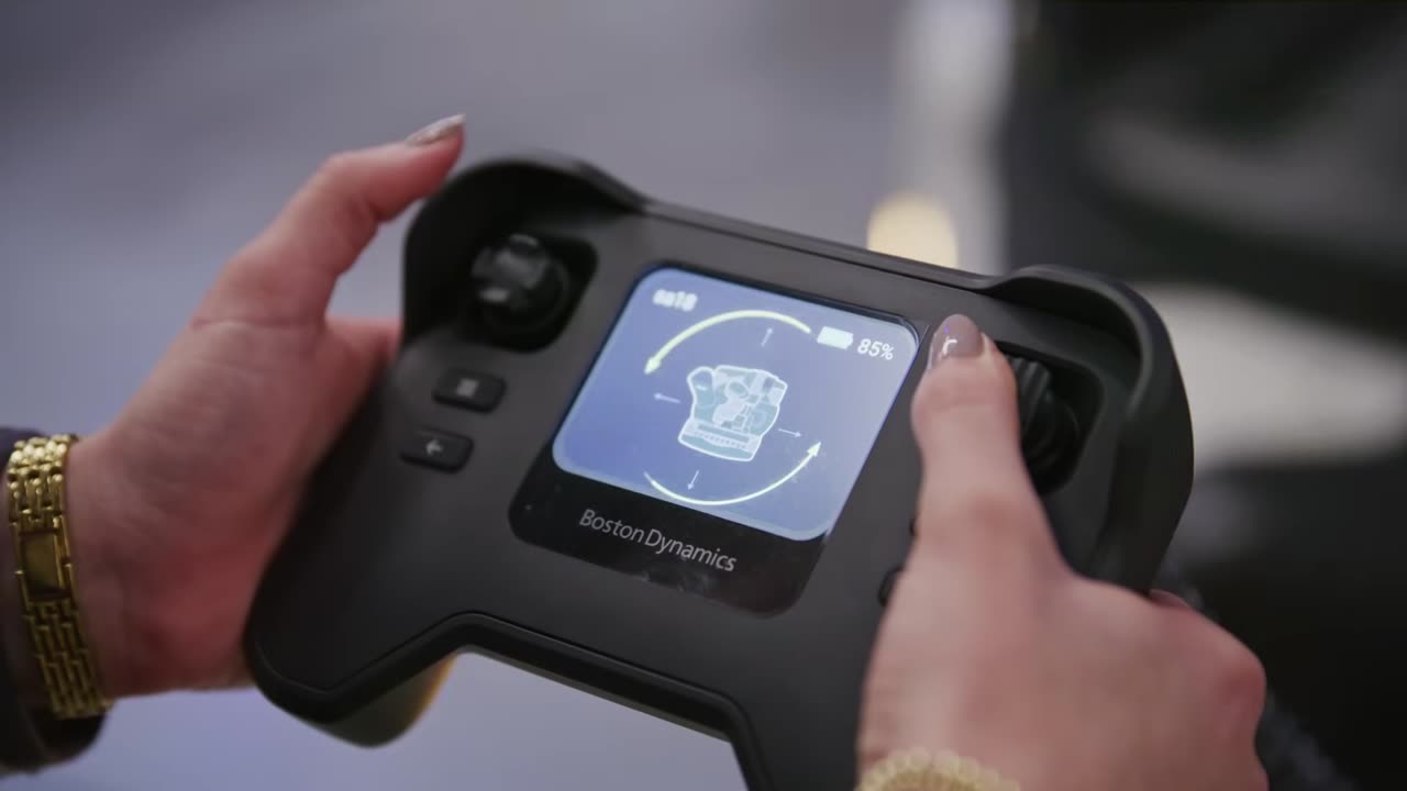 How Gap Inc. Uses Robots to Speed Up Your Orders: Inside Look at Stretch Automation