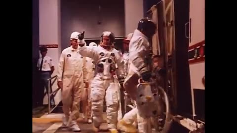 The Police - Walking On The Moon (Official Music Video)