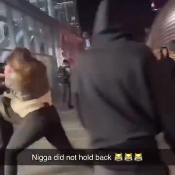 🚨🏴󠁧󠁢󠁳󠁣󠁴󠁿BREAKING NEWS African migrant attacks Scottish girls in Glasgow.