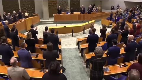 🇳🇱🇺🇦 Dutch parliament gave a standing ovation to Zelensky!