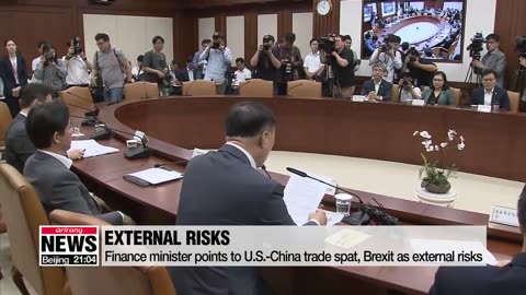 S. Korea's finance chief urges Japan to scrap export tech-related curbs