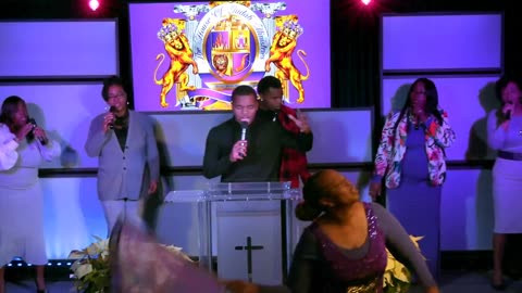 Sunday Morning Worship!