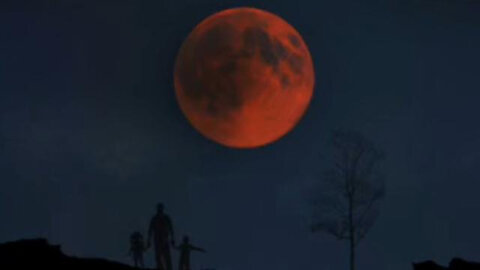 BLOOD RED MOON WARNING BEFORE CIVIL WAR !